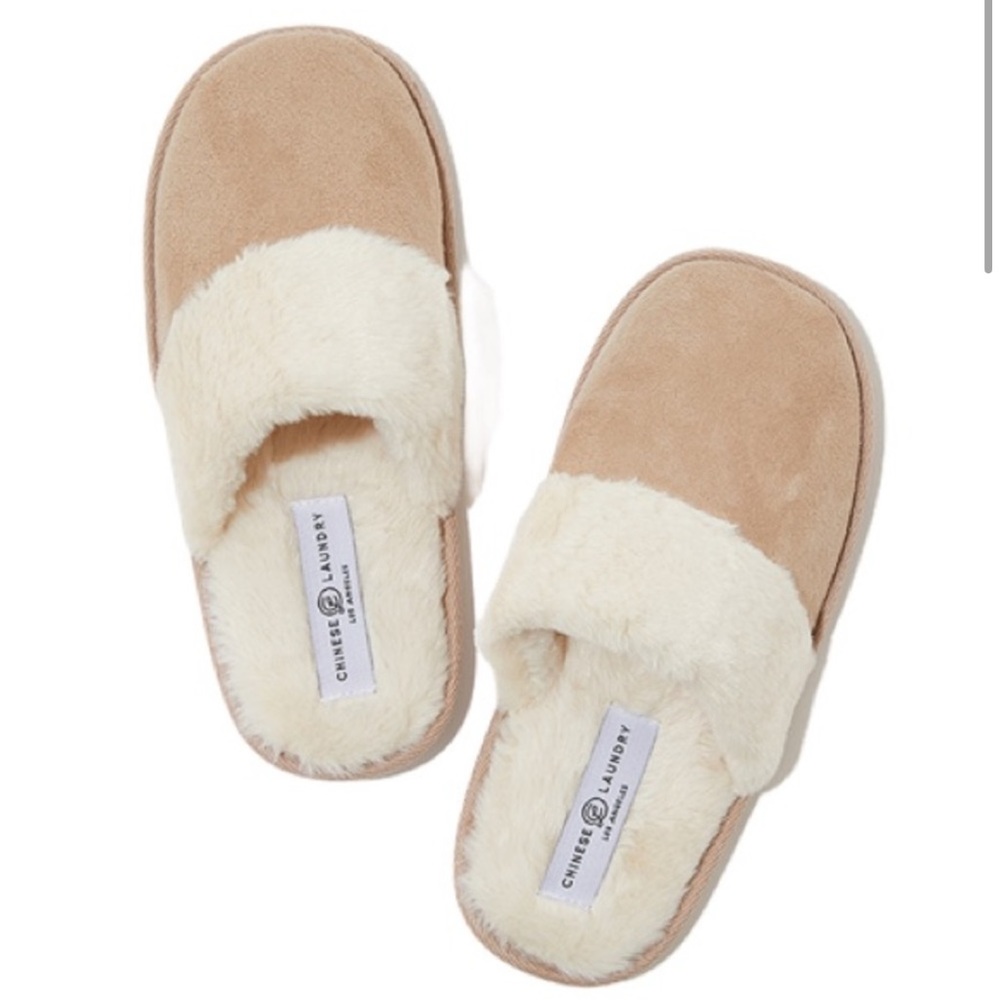 Chinese Laundry Los Angeles Size S Slippers 🌸